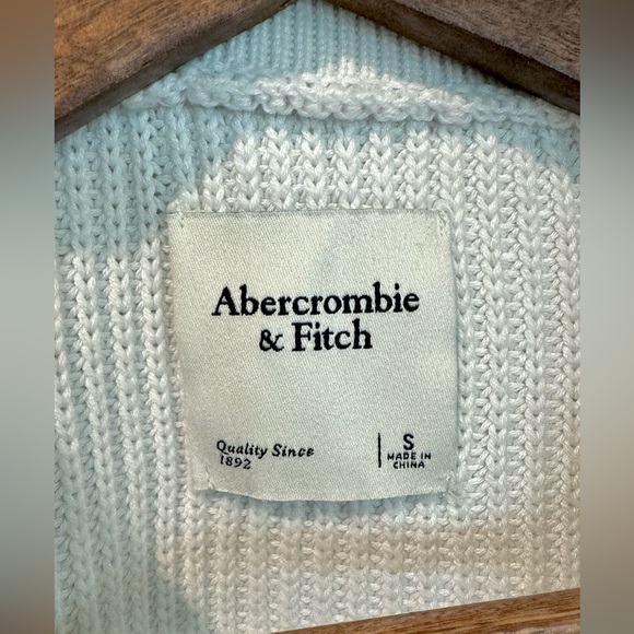 Abercrombie & Fitch White Cropped Knit Collard Sweater Womens Small Long Sleeves - Picture 3 of 10